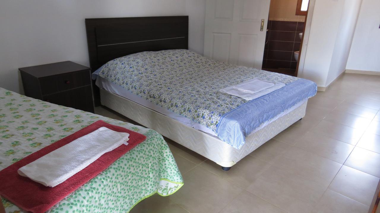 Elausa Hotel & Restaurant Rizokarpaso Екстер'єр фото
